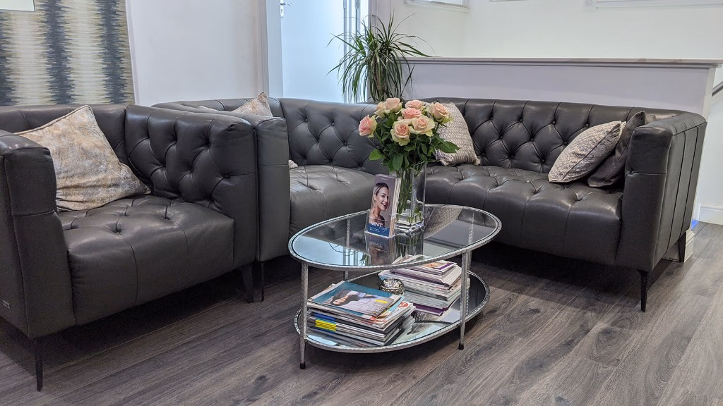 The comfortable patient waiting area at GHMS